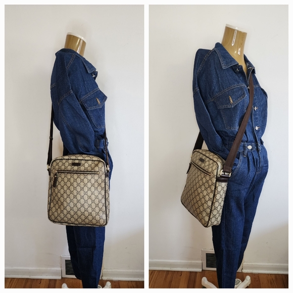✨️GUCCI GG Supreme Messenger Bag